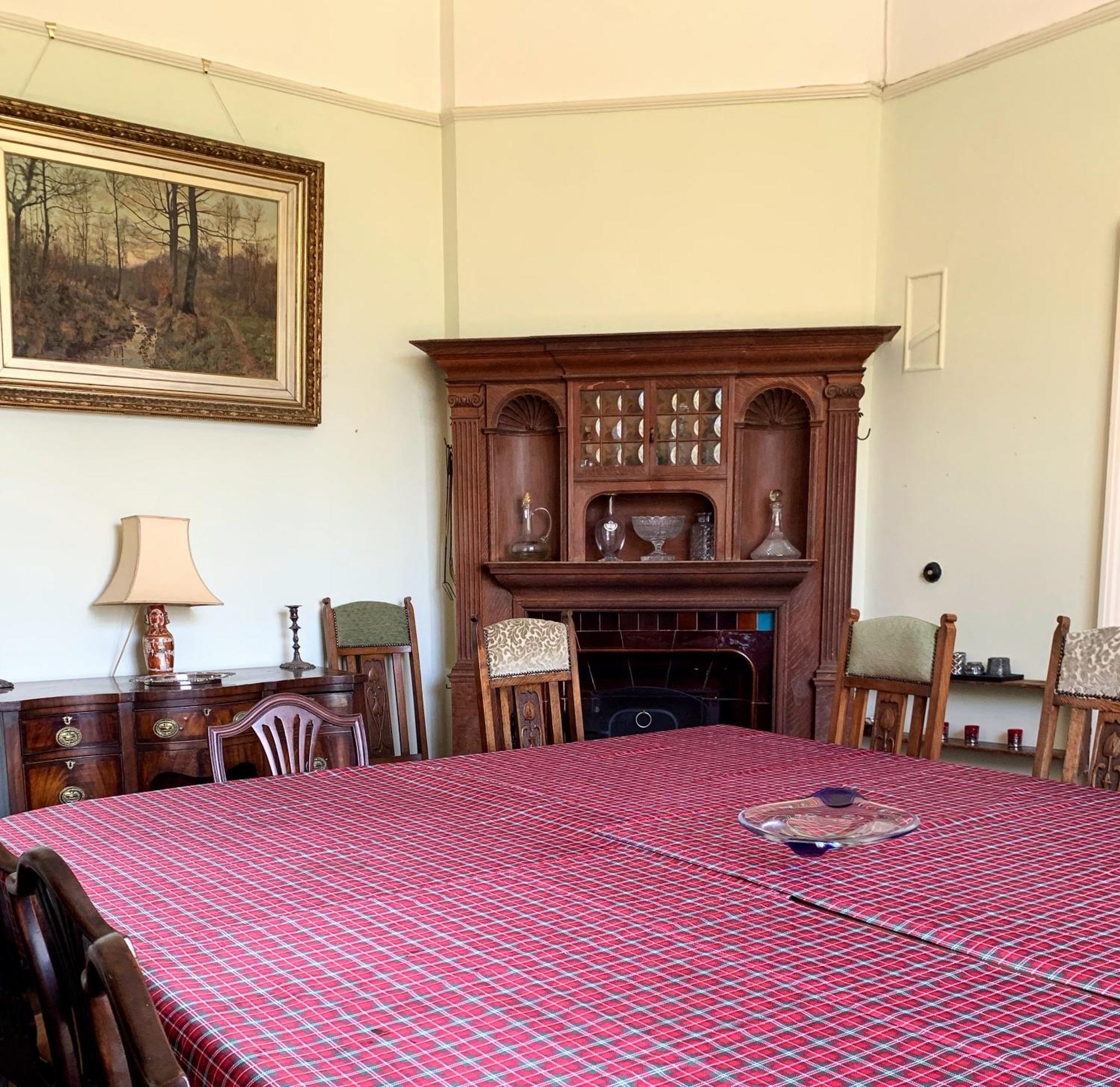 Villa Parteen A Lax, River House & Gardens *